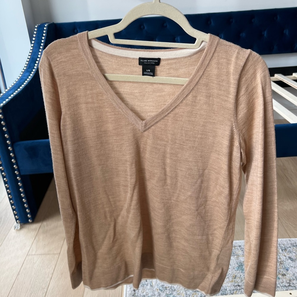 TAN V NECK CLUB MONACO SWEATER